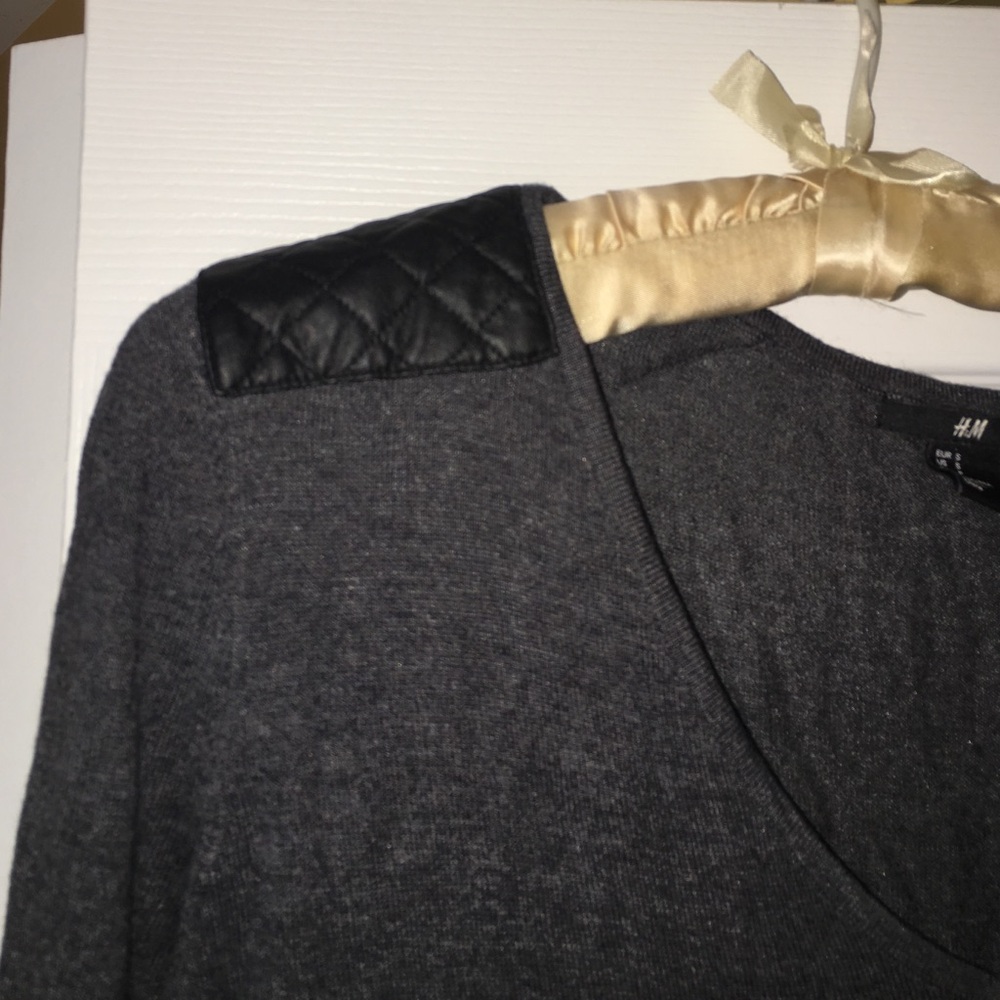 H&M Dark Gray Sweater with Black Quilted Shoulder Patch